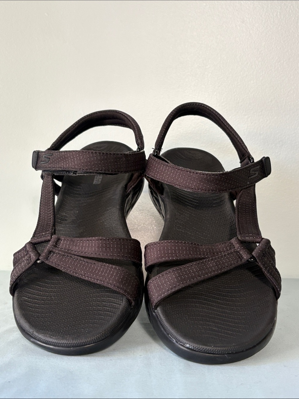 Women’s Black Skechers On-The GO 600 Brilliancy Sport Lightweight Sandal. Size-9